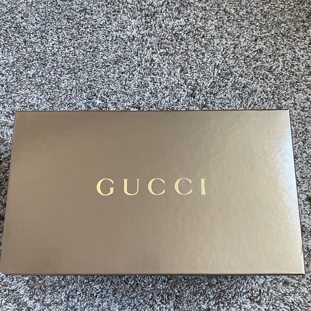 Vintage Gucci shoe box with original tissue inside